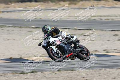 media/Nov-16-2025-Race Pace (Sun) [[8c5fa54630]]/Non Verified Riders (1st 20 Minutes)/4-Turn 16 (1116am)/